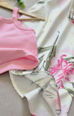 ست کراپ شلوار ساحلی😍 شیک وپرطرفدار🎀 جنس کراپ پنبه کبریتی با کشسانی؛شلوار بوگاتی سبک وخنک 🍋🟩 مناسب ۲ تا ۱۰ سال سایز ۱🩵 قد کراپ ۲۷ پهنا ۲۲ قدشلوار ۵۳ سایز۲🩷 قد کراپ ۲۹ پهنا ۲۳ قدشلوار ۵۶ سایز۳ 🩷 قدکراپ ۳۱ پهنا ۲۴ قدشلوار ۶۰ سایز۴ 🩵 قدکراپ ۳۱ پهنا ۲۶ ق